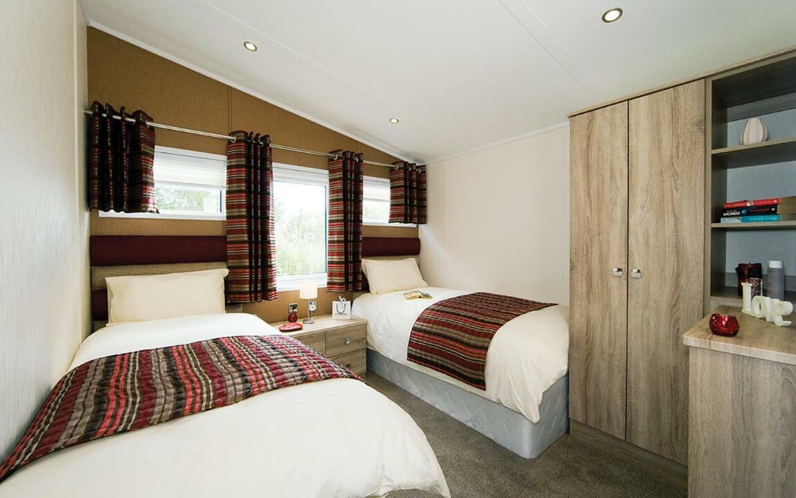 Ashbourne Heights Holiday Park 외부 사진